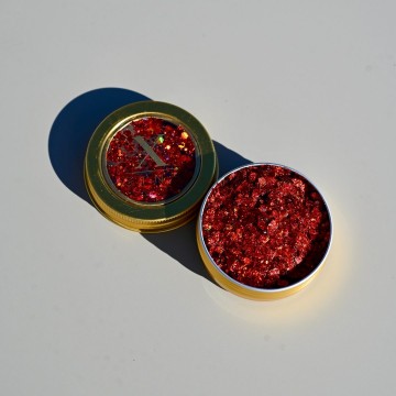 X sins 17 licht rood gezicht glitters